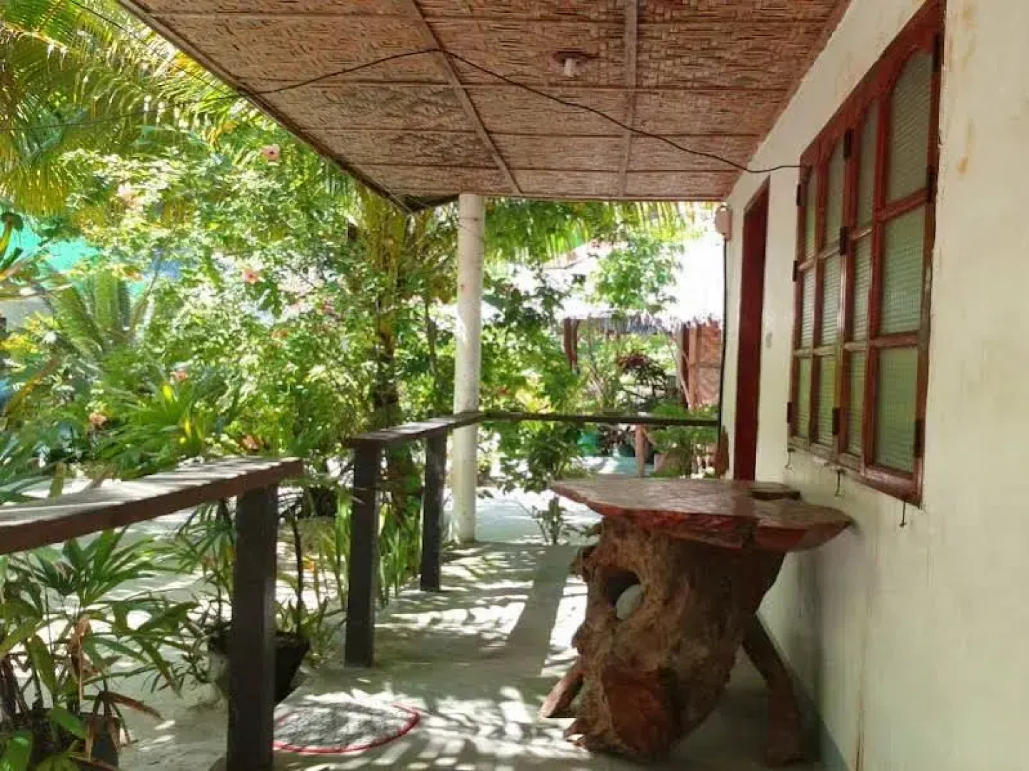 Jadestar Lodge