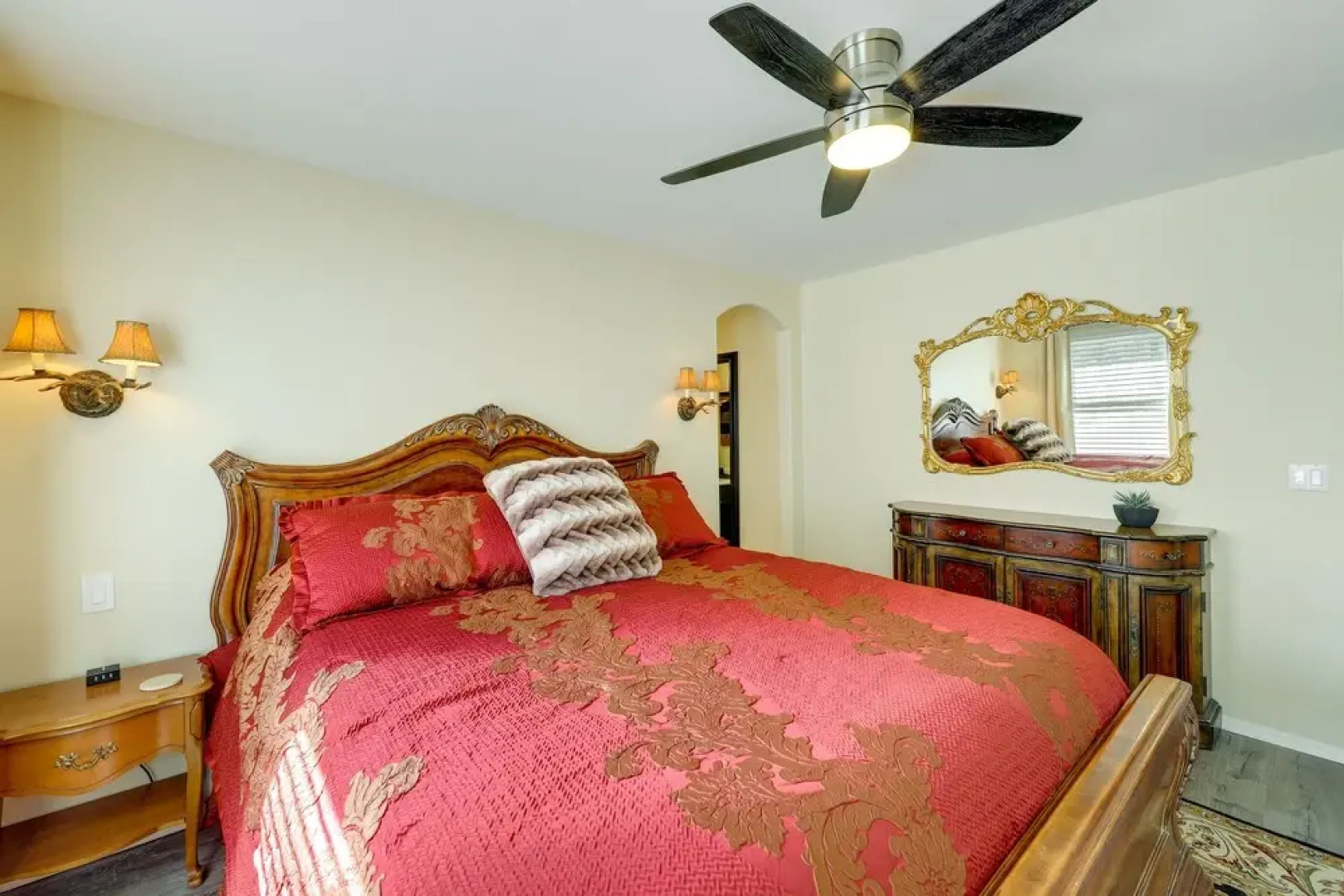 Payson Home w/ Yard, Fire Pit: 2 Mi to Downtown!