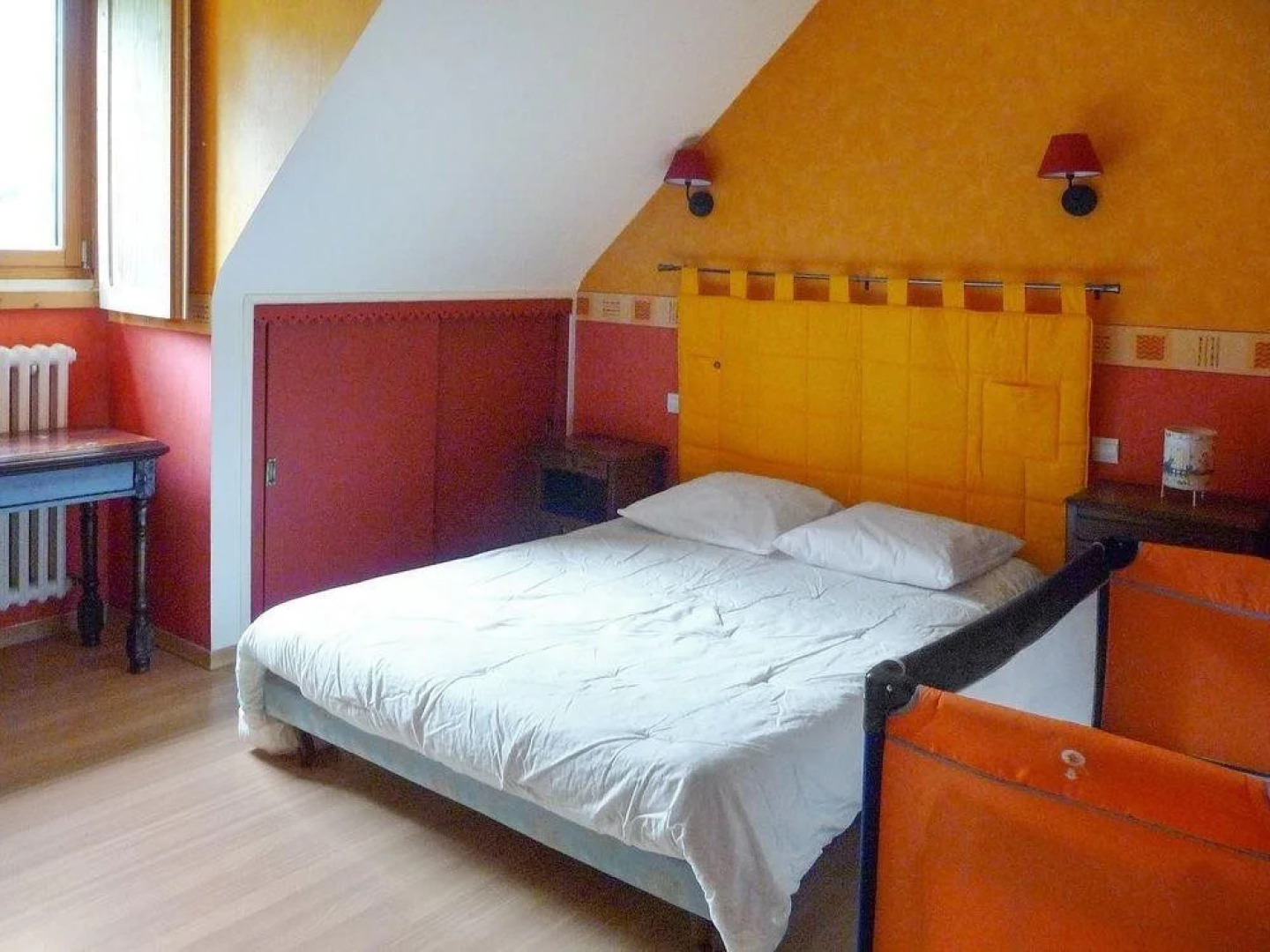 House With 5 Bedrooms in Plougrescant, With Furnished Garden - 2 km Fr