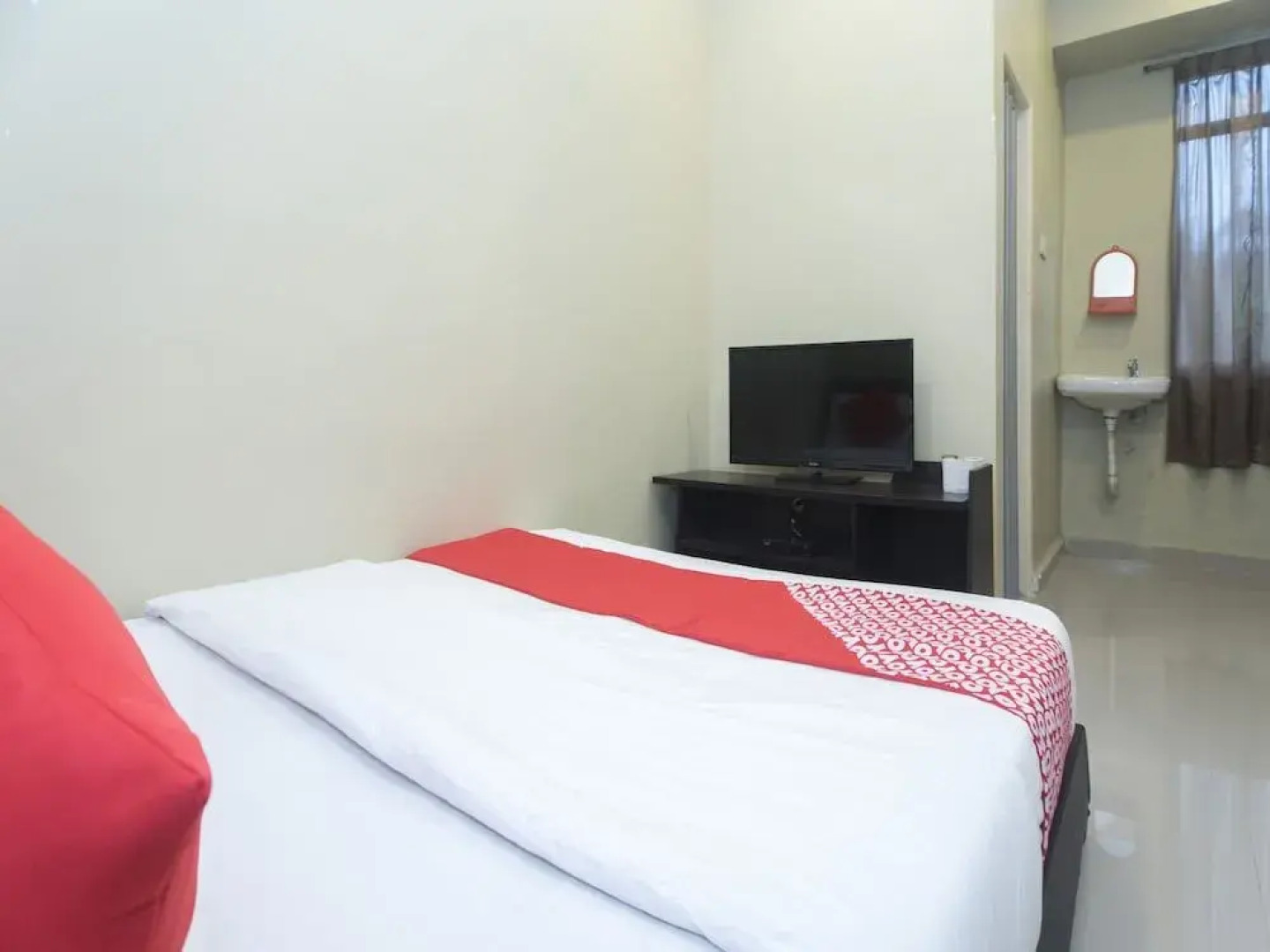 OYO 1180 Village View Motel