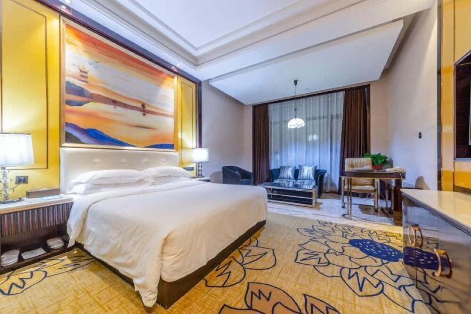 Holiday Islands Hotel