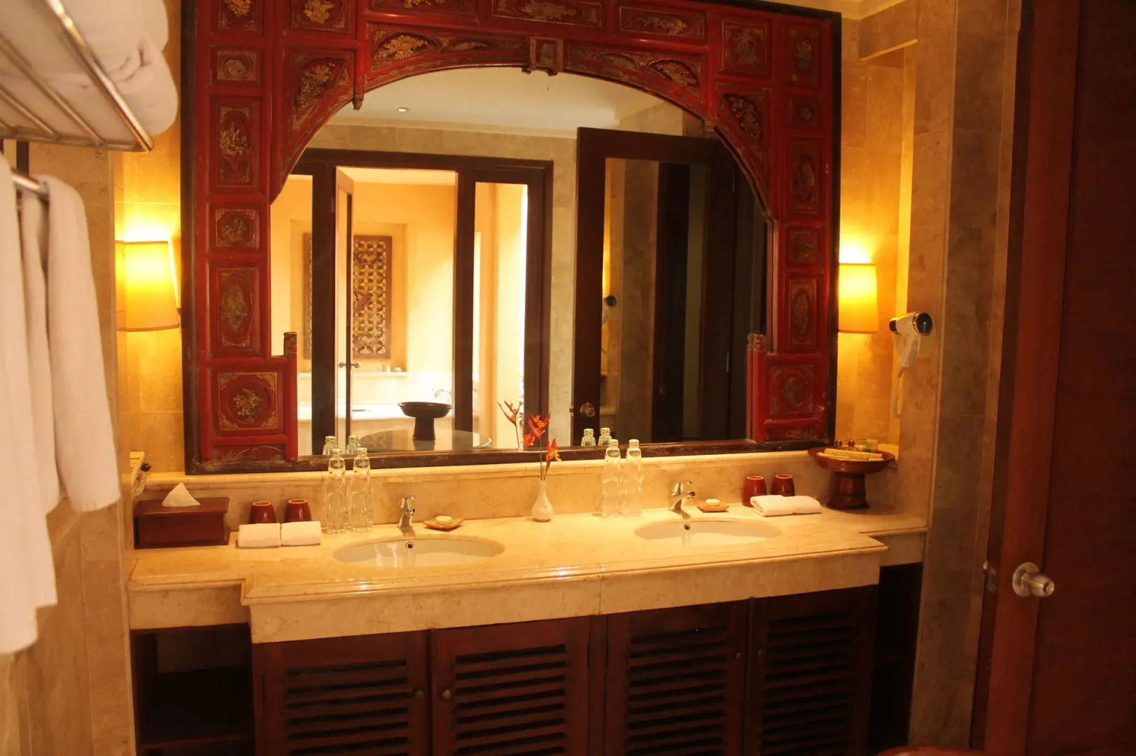 Laras Asri Resort and SPA