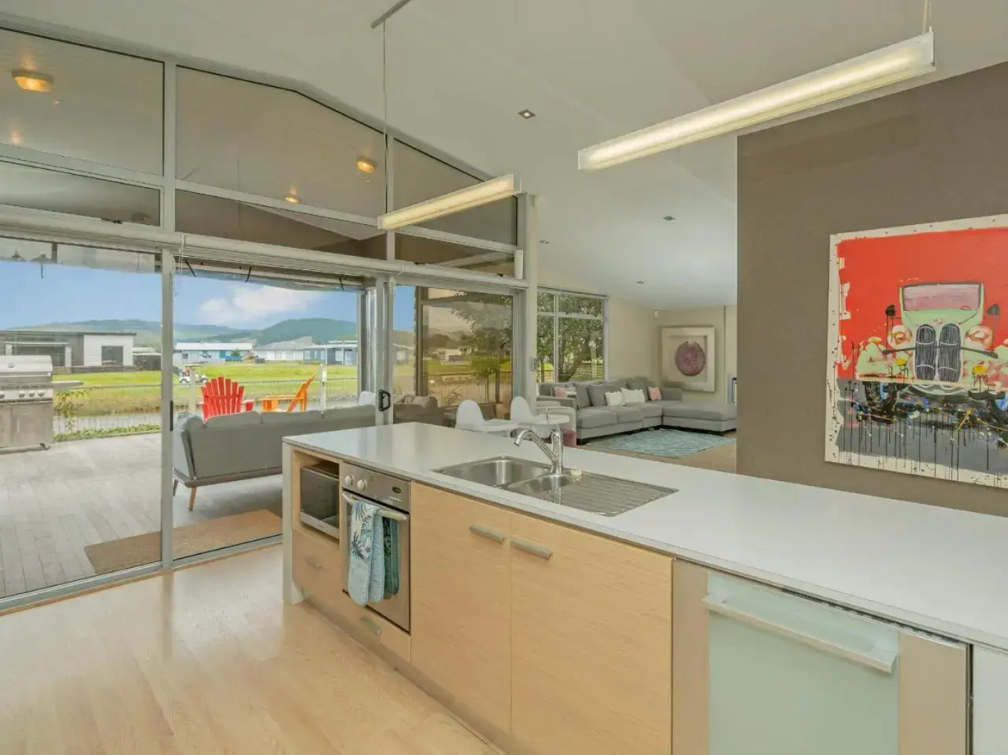 Sanctuary By The Water - Matarangi Holiday Home