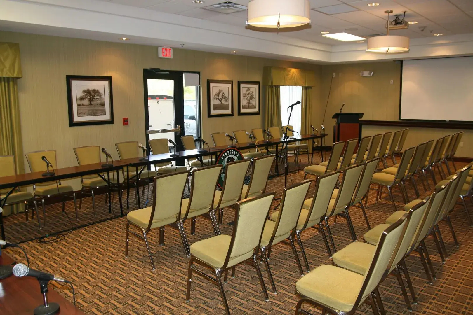 Hampton Inn Crossville