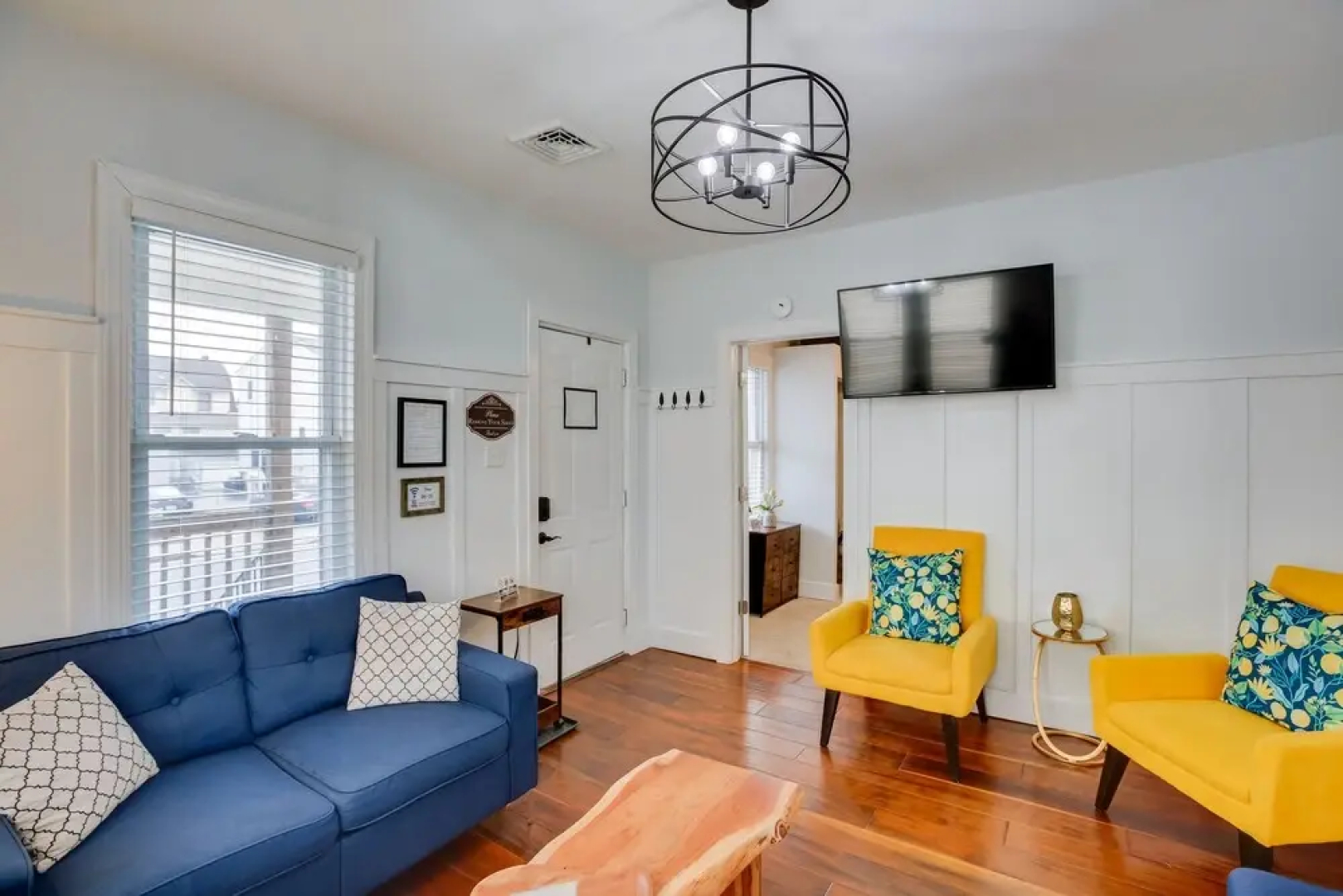 Atlantic City Home ~ 2 Mi to Ocean Casino Resort!
