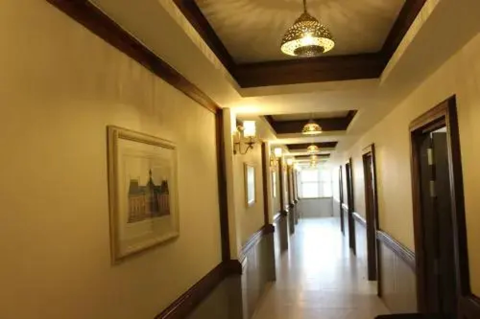 Mayur Hotel Bar And Restaurant