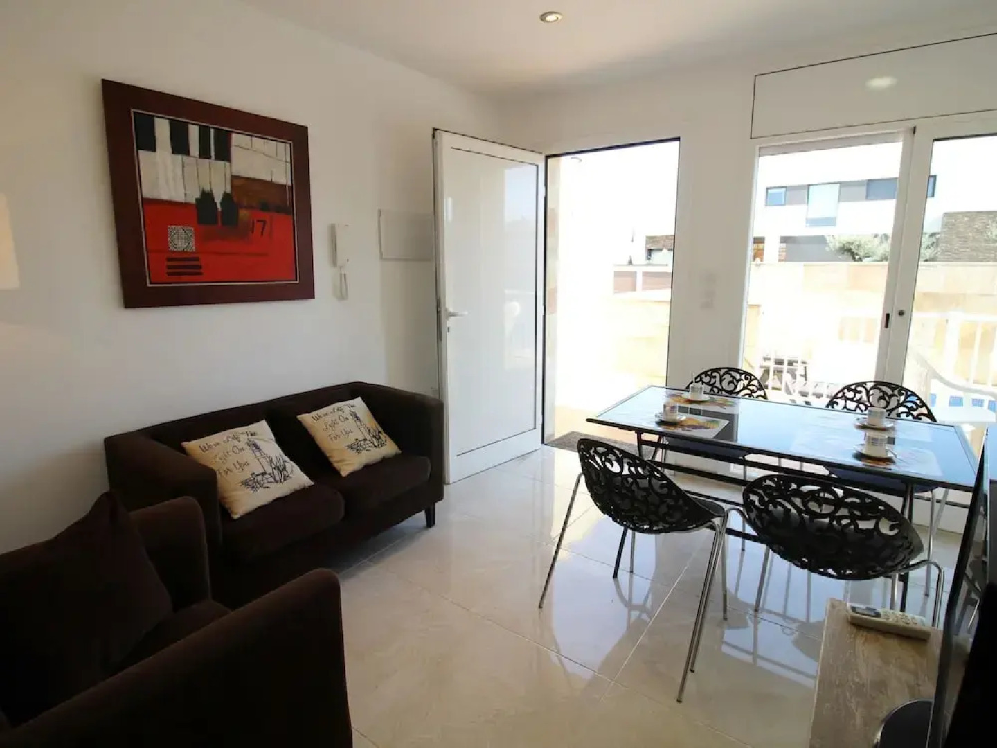 Peaceful Holiday Home with Private Pool in Empuriabrava