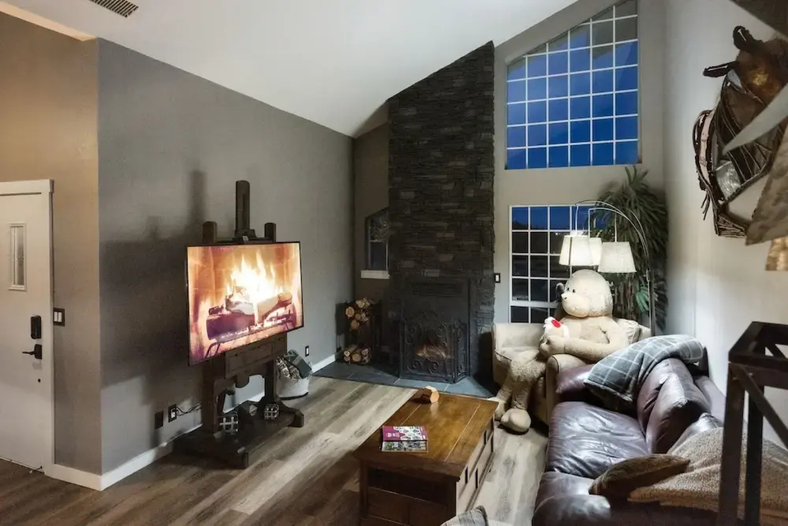 New Luxury Prescott Lynx B B 4k ft2 Sleeps 22