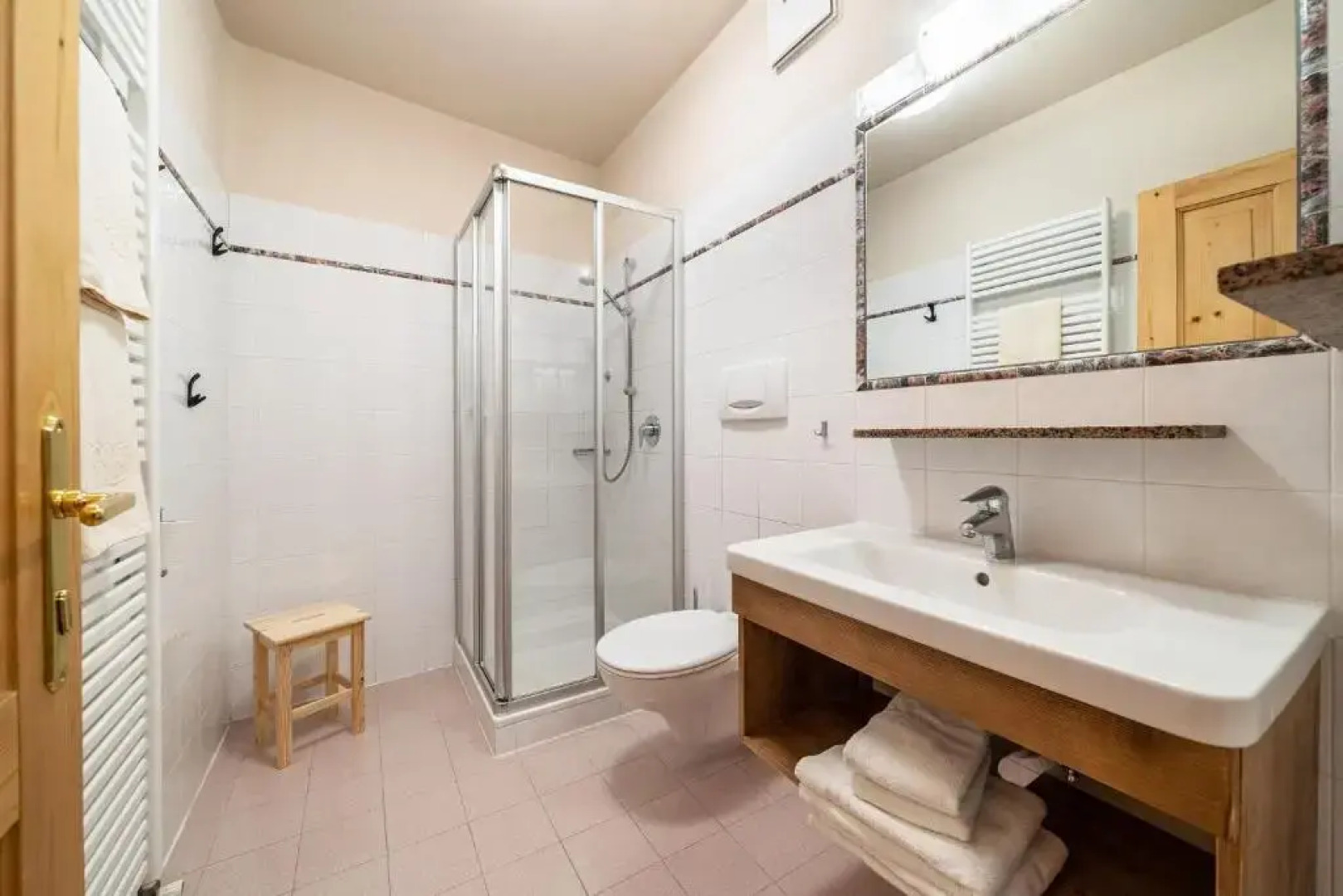 Kreuzwegerhofnals App 1sz Golden