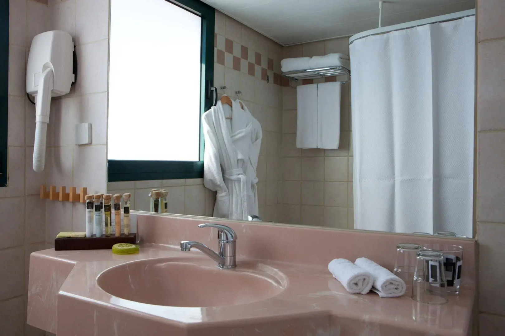 The Diaghilev - Live Art Boutique Hotel