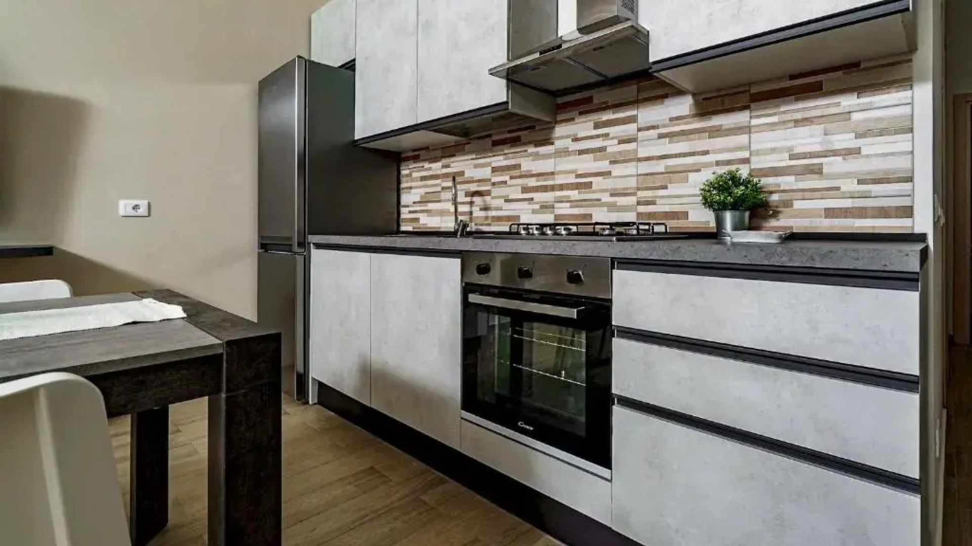 Italianway - San Leonardo with private beach