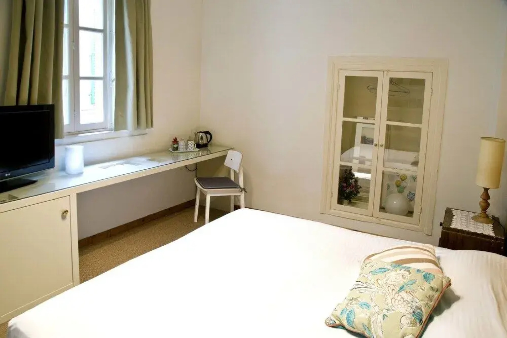 The 3 Rooms Boutique Hotel