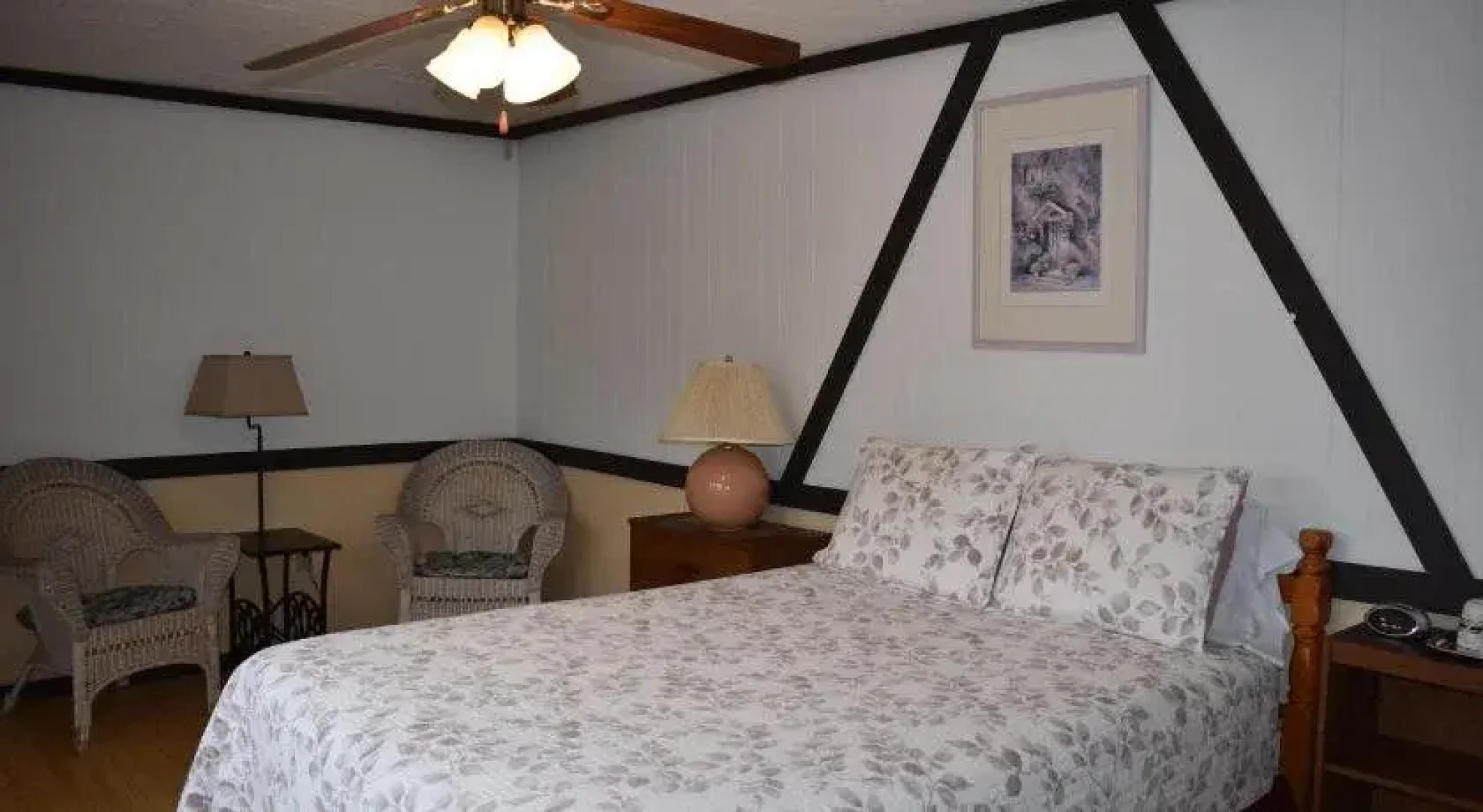 The Stone House Motel & Motor Lodge