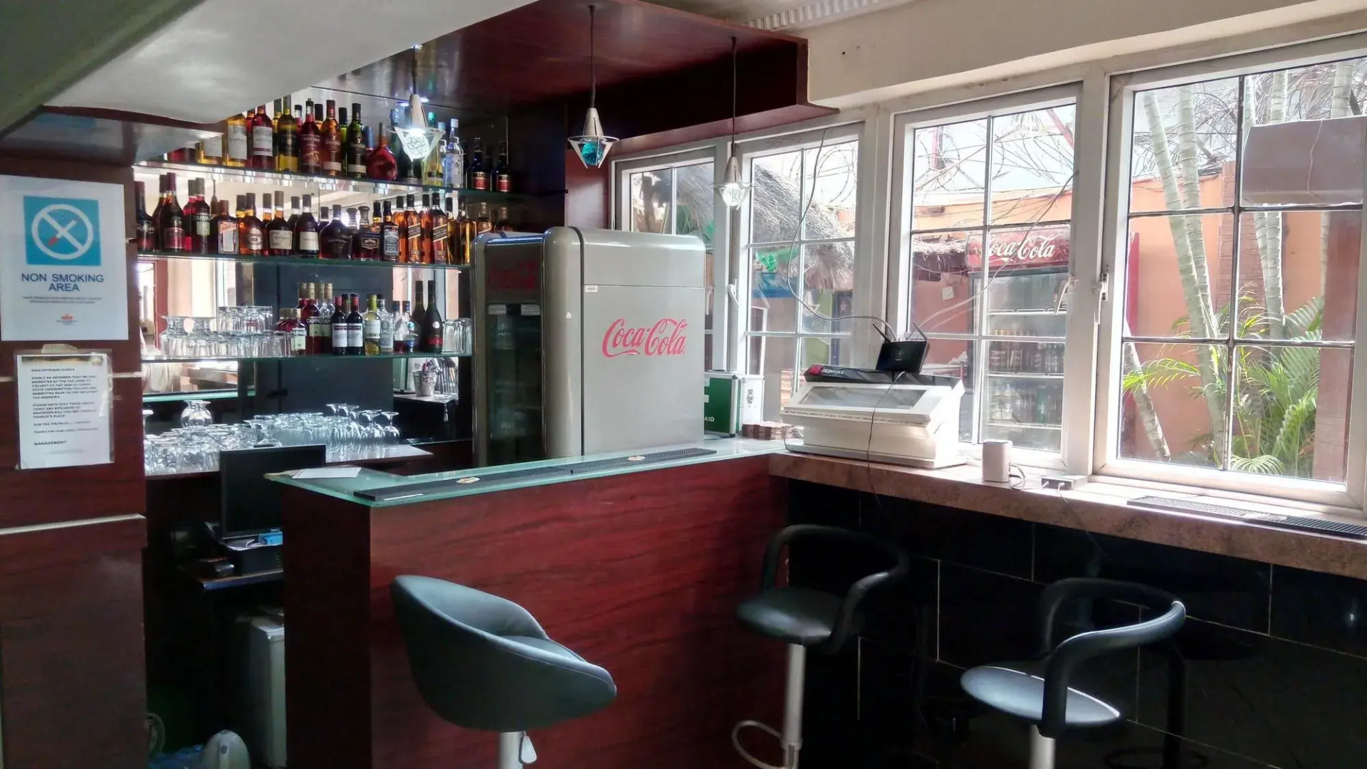 Charlie's Place And Suite