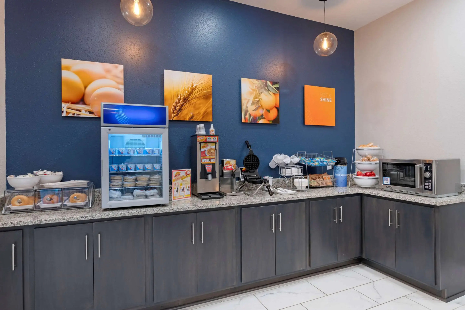 Comfort Suites Cincinnati University - Downtown