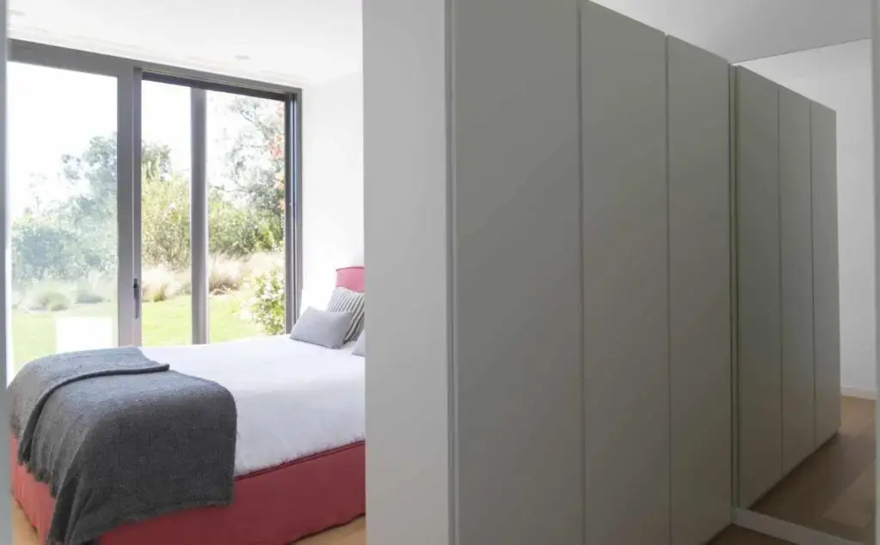 Luxurious Golf Villa La Vinya 5