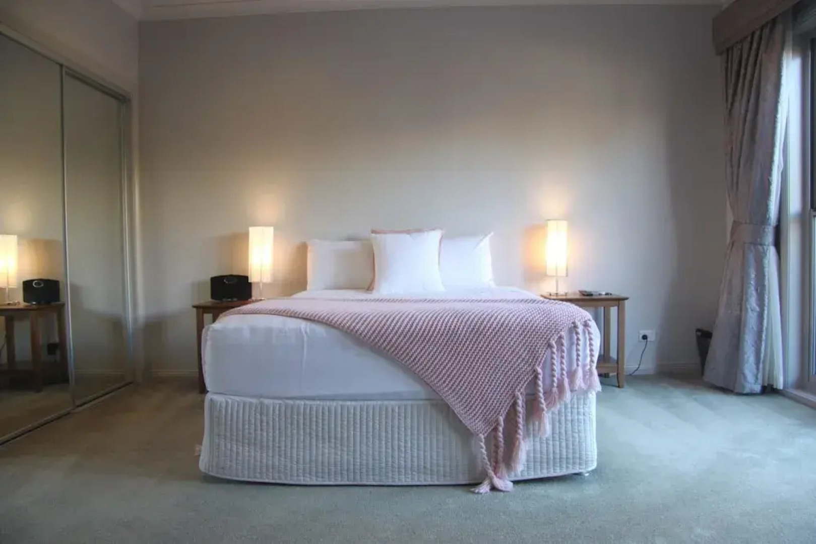 Bel Miren - Sarah Louisa