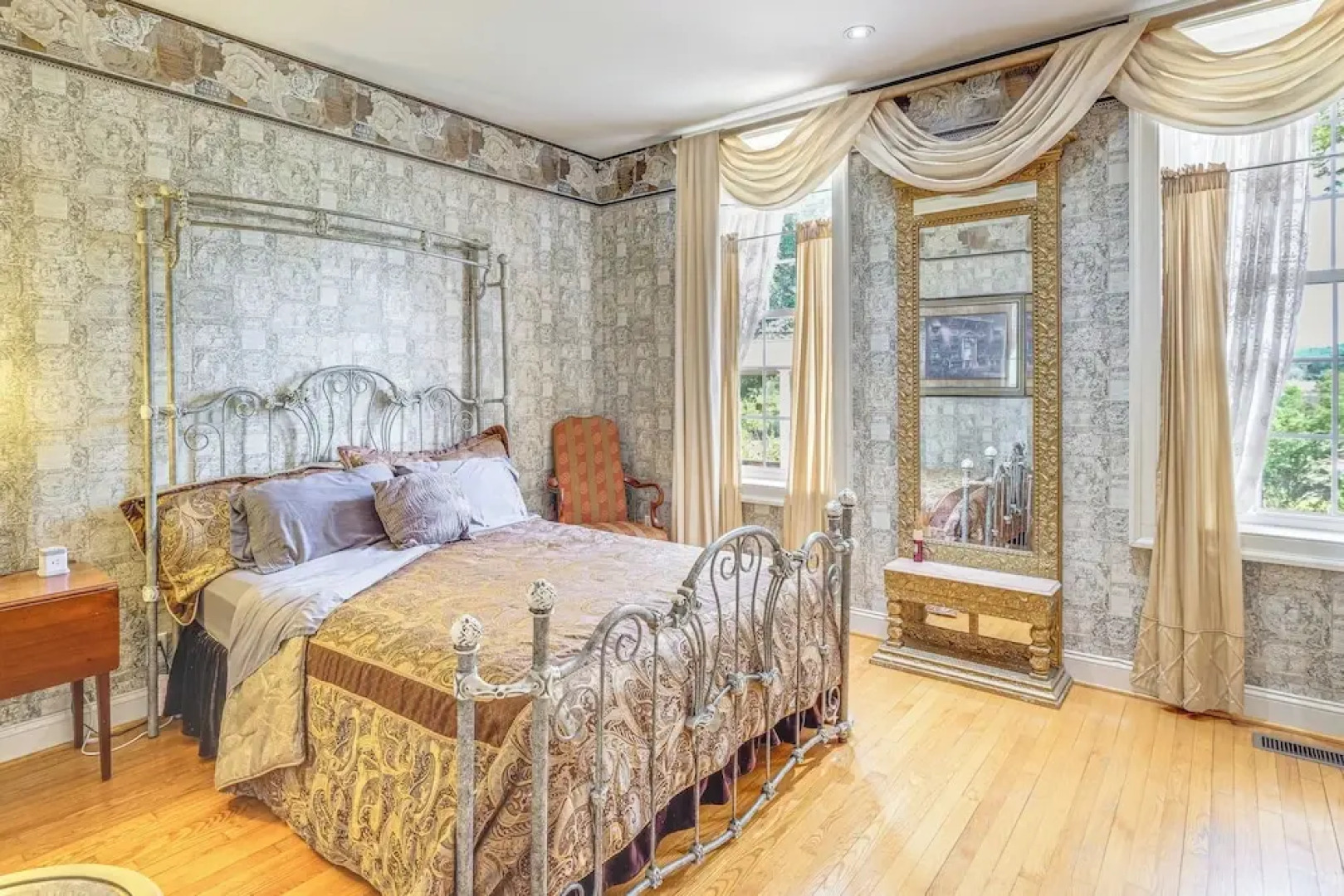 9-acre New River Retreat Near Radford University