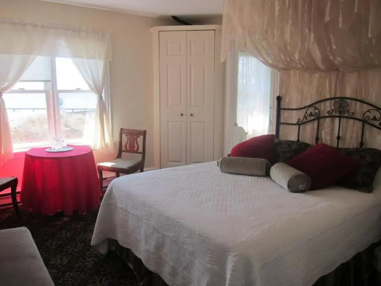 Salmon River Country Inn