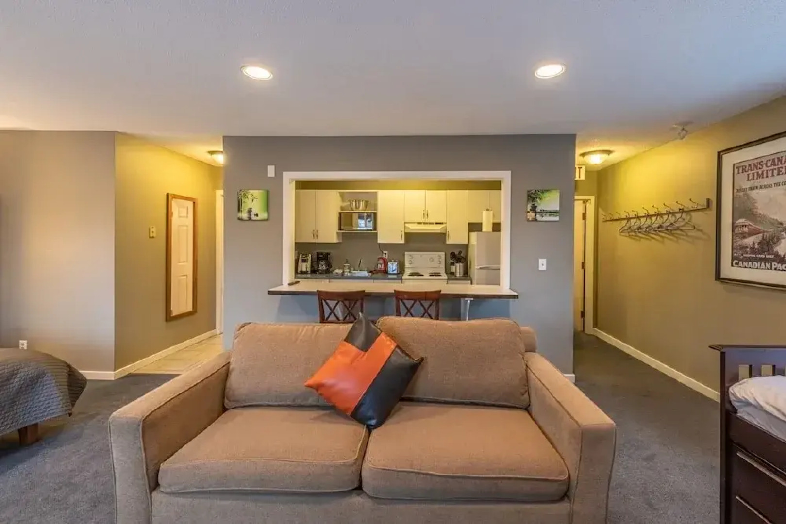 Banff Boundary Lodge Mountainview Studio