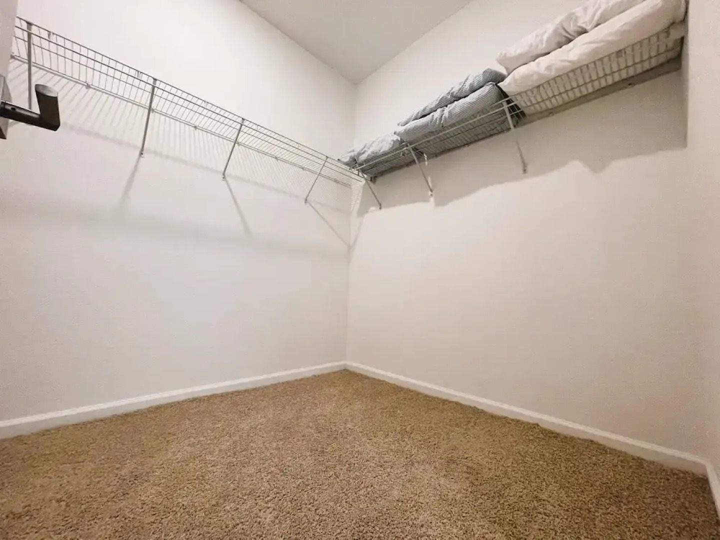 13233 NEW 3BR Beach House Theme Air Base