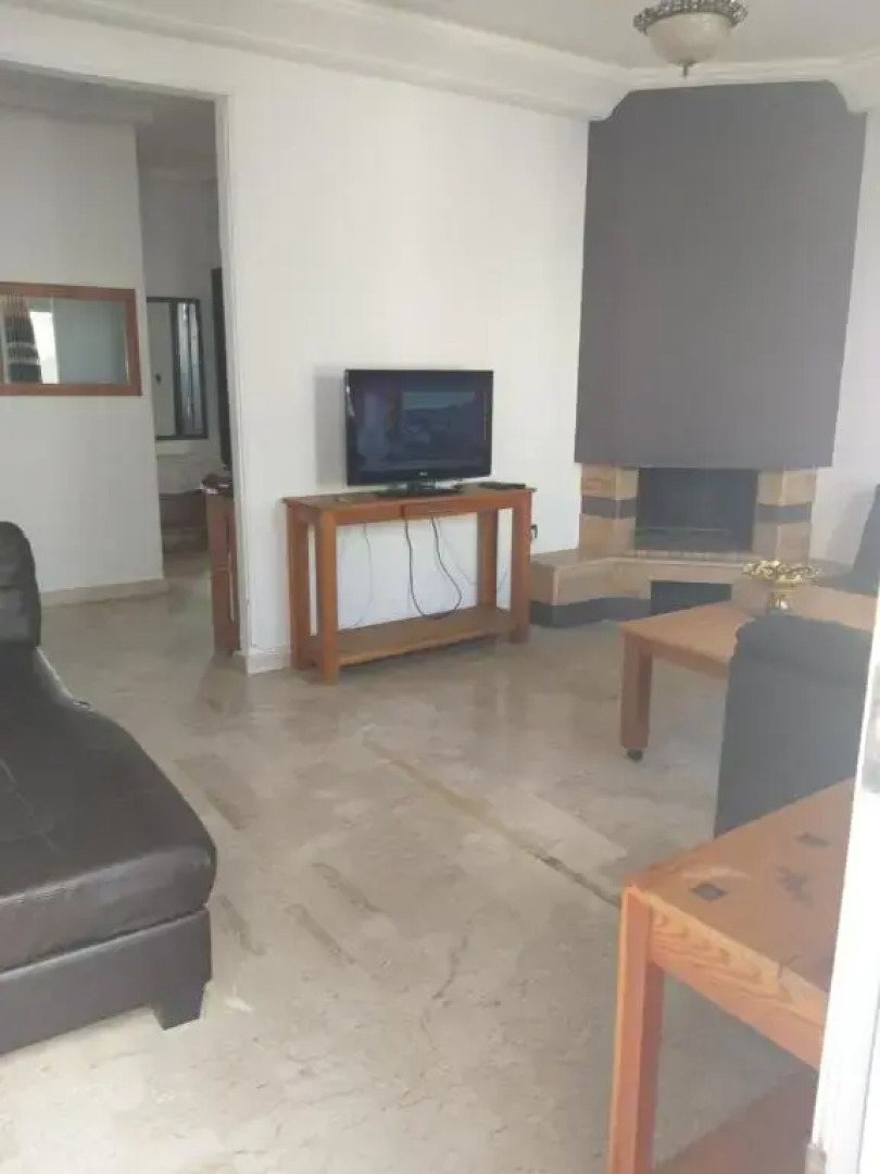 Bel appartement meublé B 16