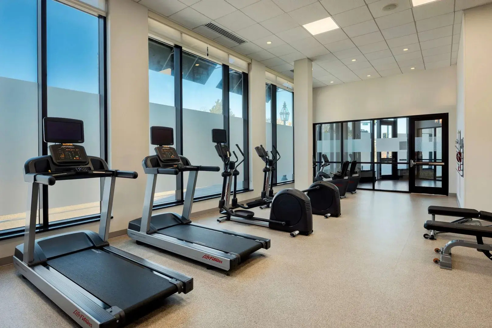 Hampton Inn & Suites Portsmouth Downtown