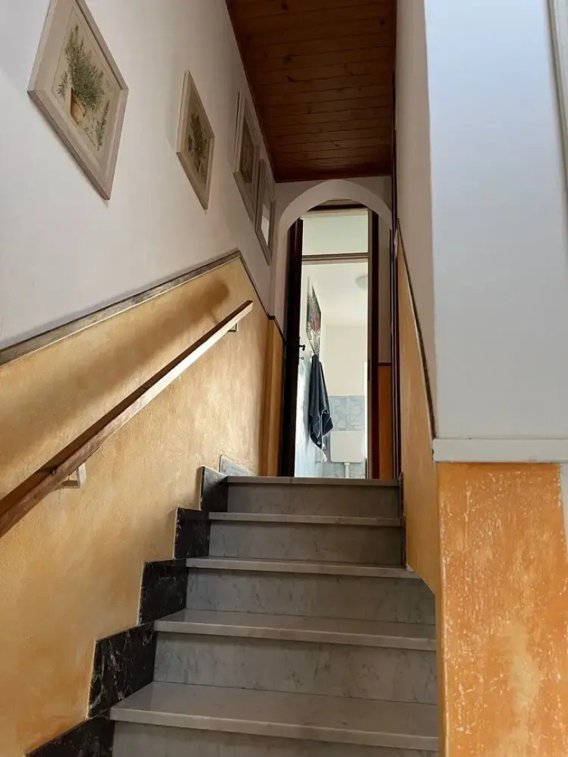 Between the 5 Terre and the Val di Vara, a Small House in the Village