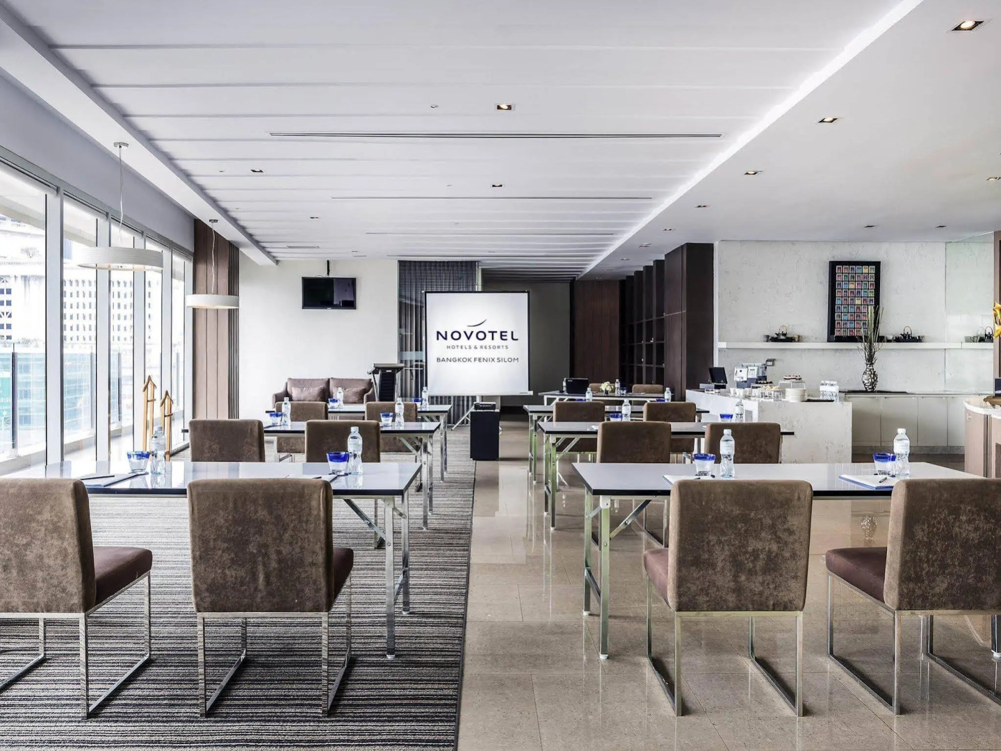 Hilton Garden Inn Bangkok Silom