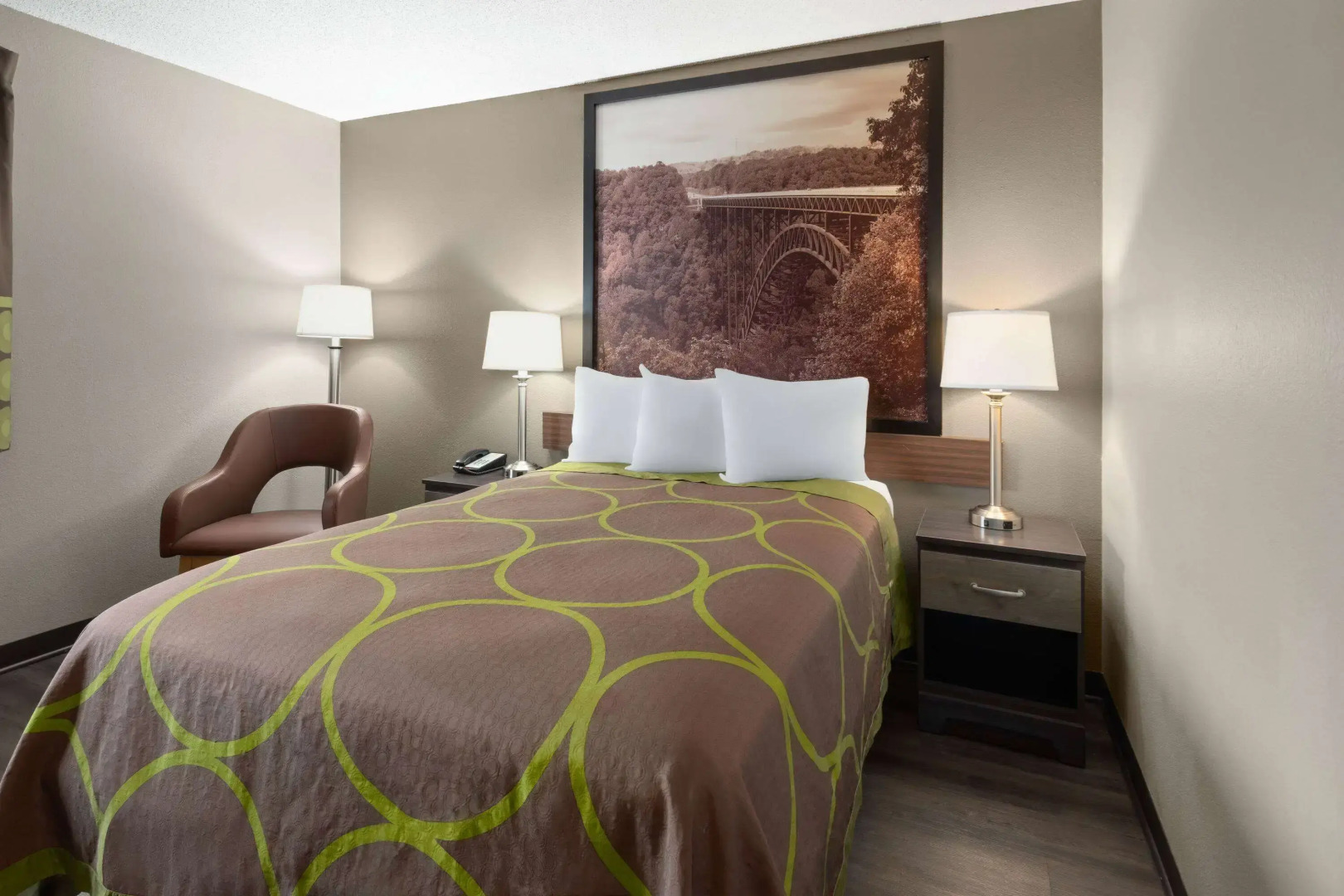 Super 8 by Wyndham Summersville/New River National Park