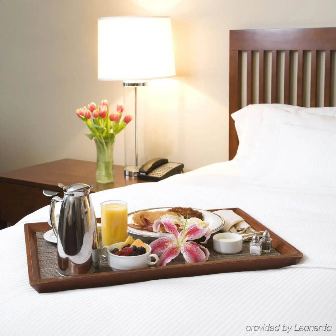 Hilton Garden Inn Toledo Downtown