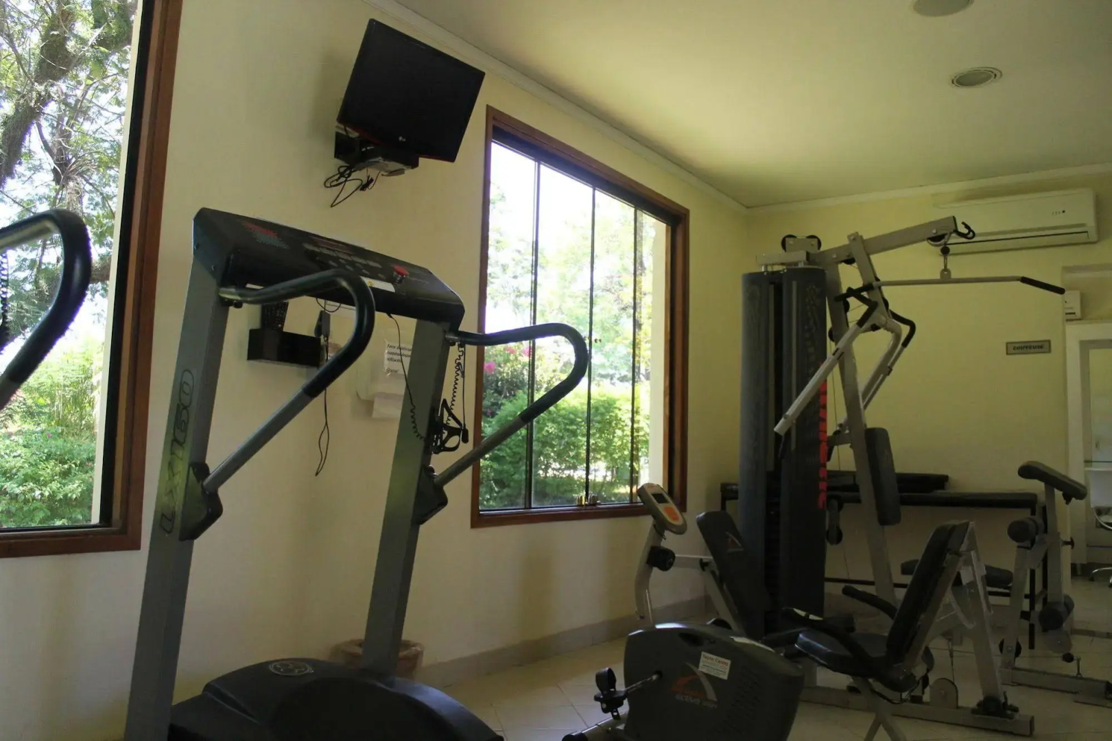 Le Moustier Suites