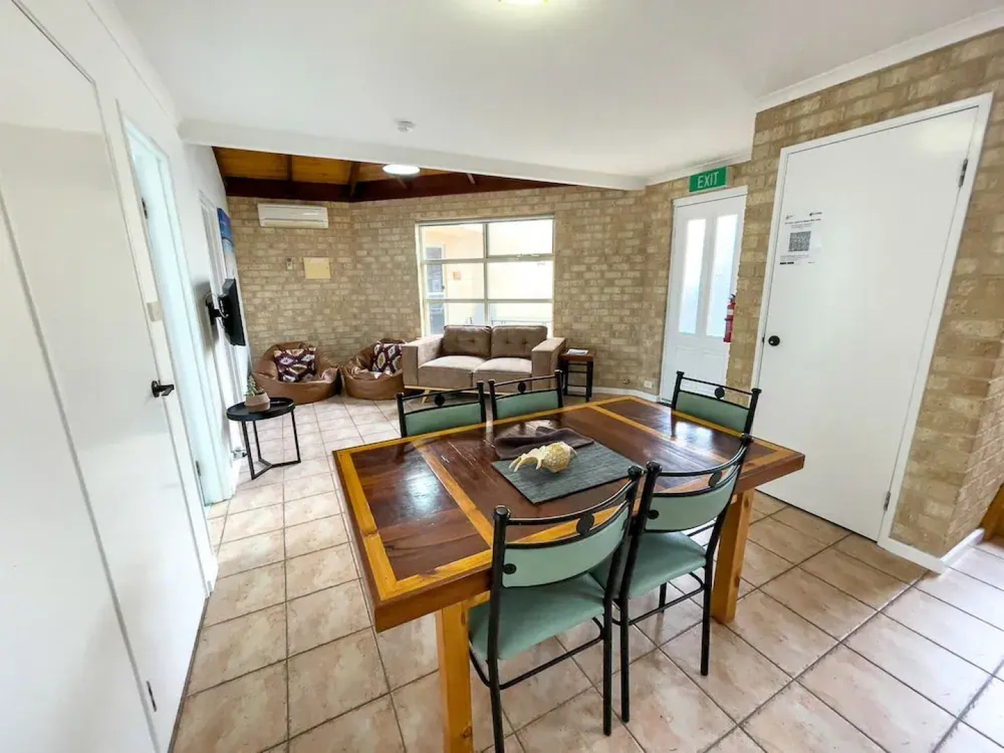 Esperance Foreshore Apartments