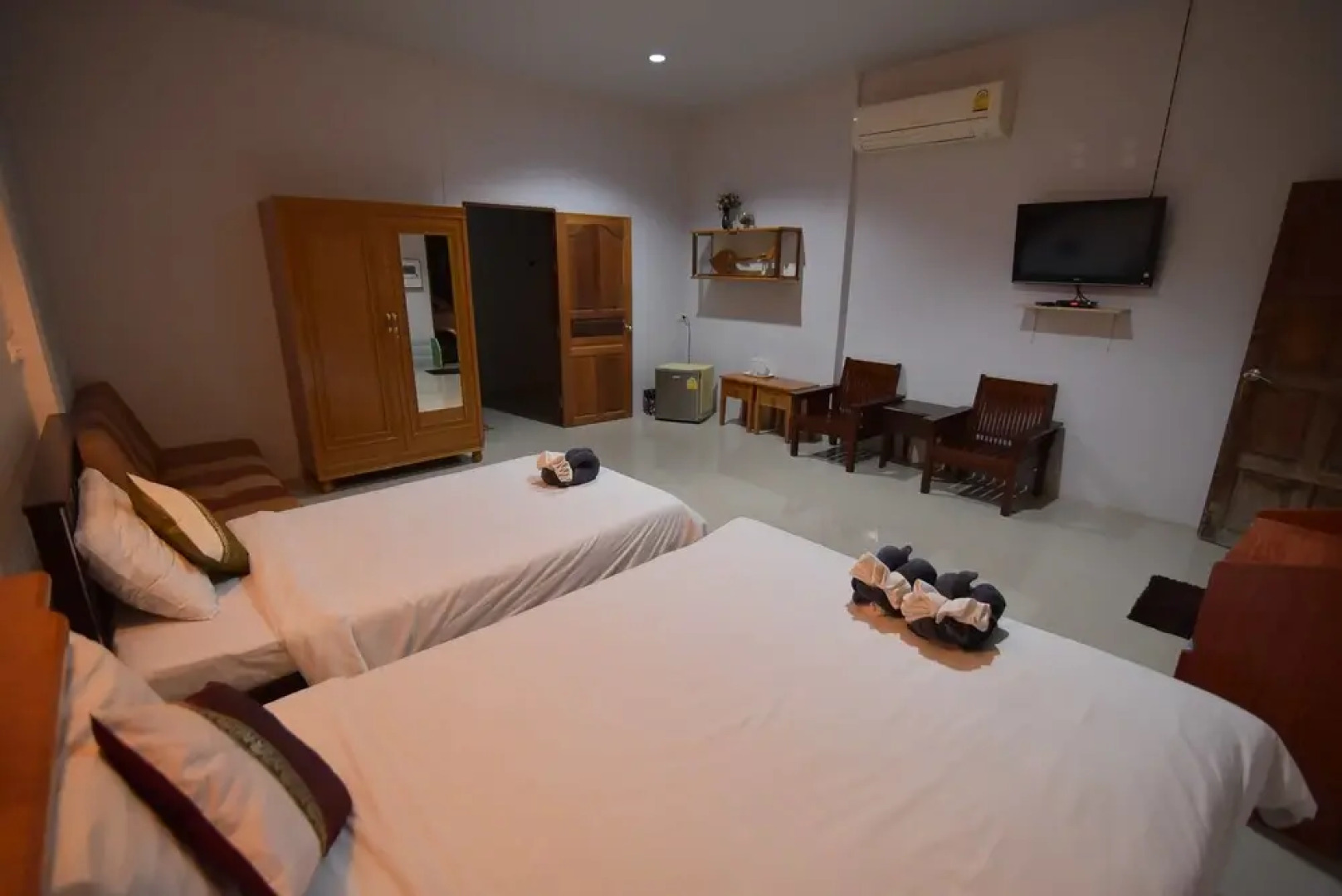 Pinthong Resort - Adults Only