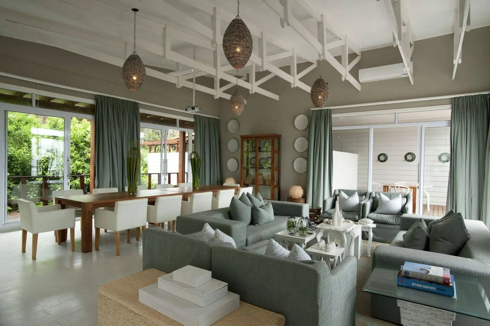 White Pearl Resorts