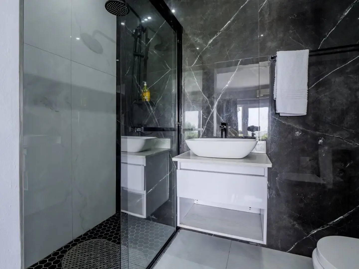 Gemmell Place by HostAgents