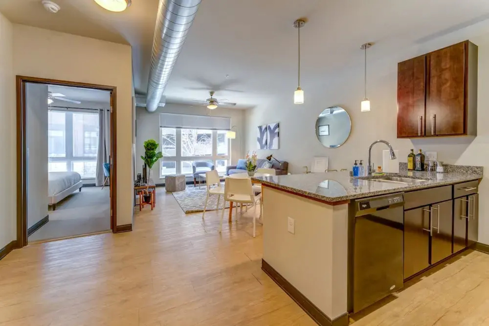 Kasa Westown Milwaukee