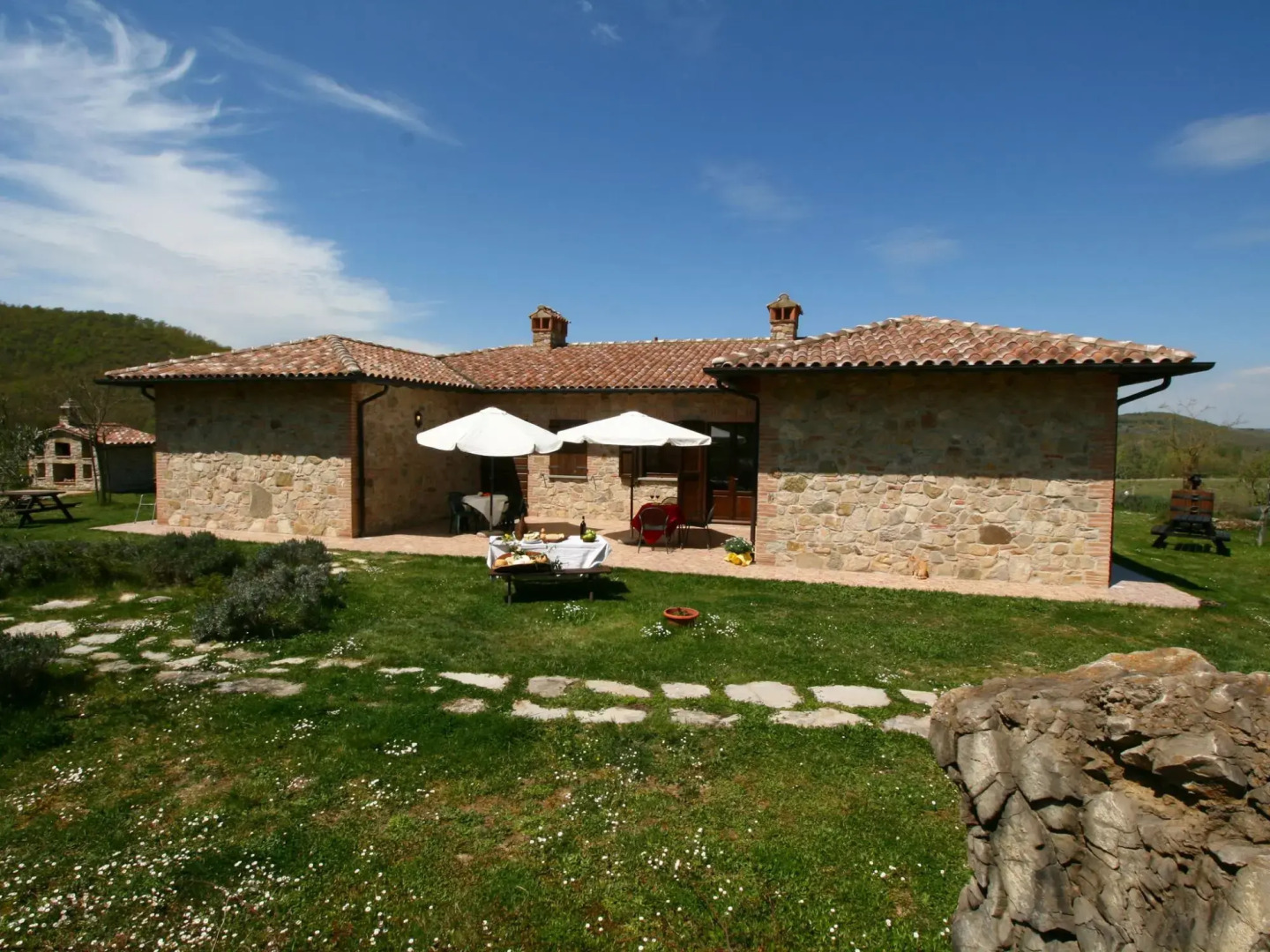 Lovely Farmhouse in Umbria with Swimming Pool