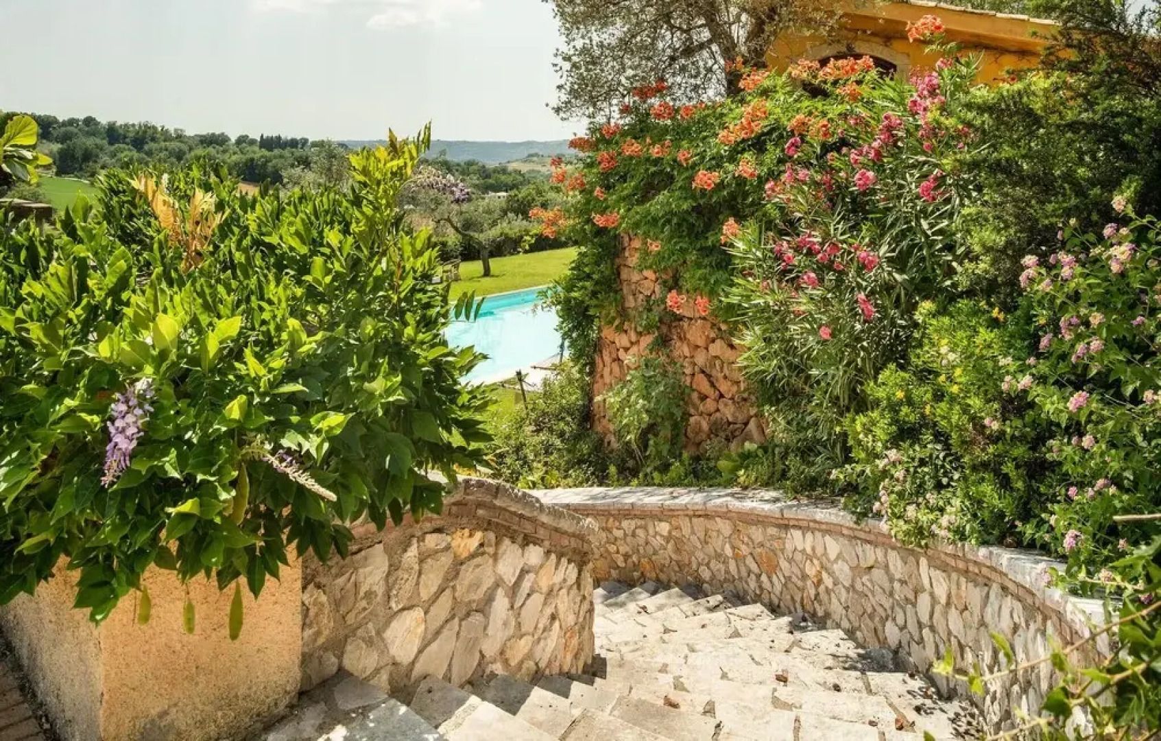 Beautiful Apartment in Poggio Catino With 1 Bedrooms, Wifi and Outdoor Swimming Pool