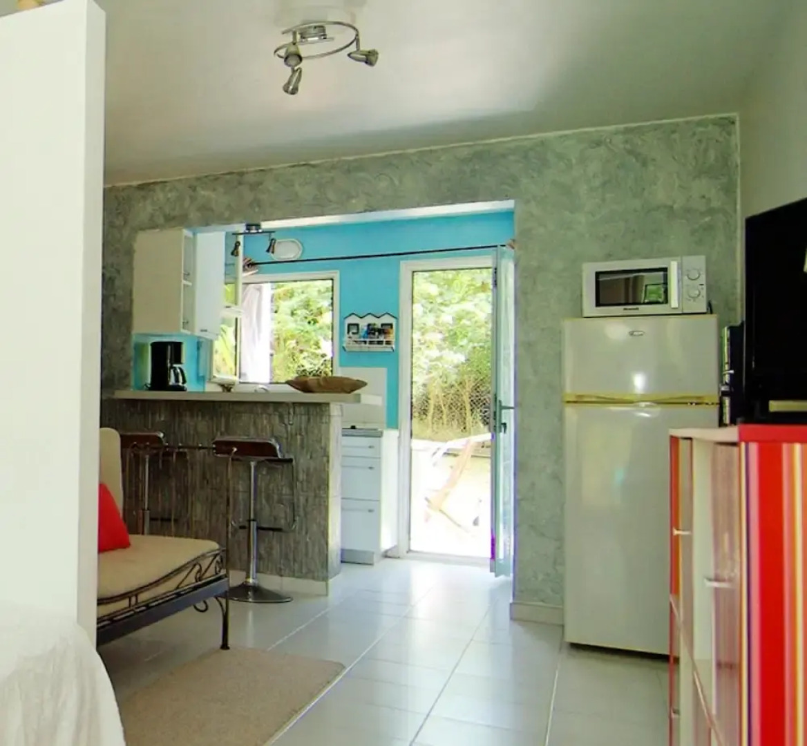 Studio in Sainte-anne, With Pool Access, Enclosed Garden and Wifi