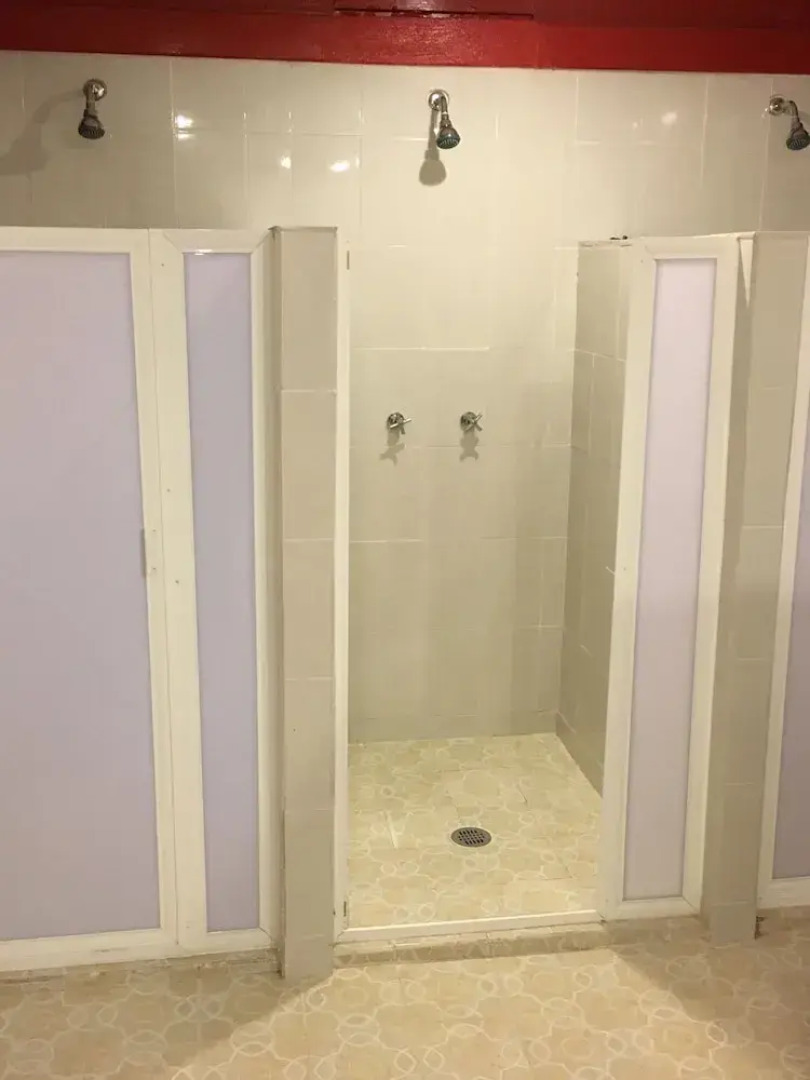 Grandes Grupos Bunker Rooms