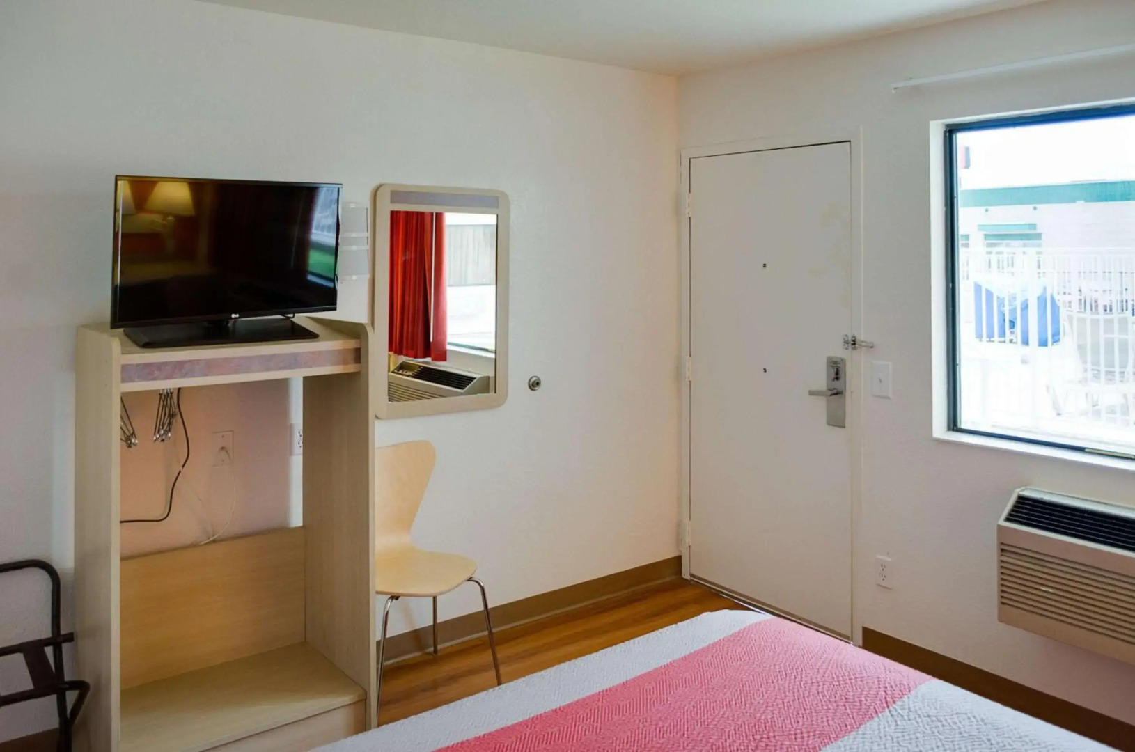 Motel 6 Gulfport, MS – Airport