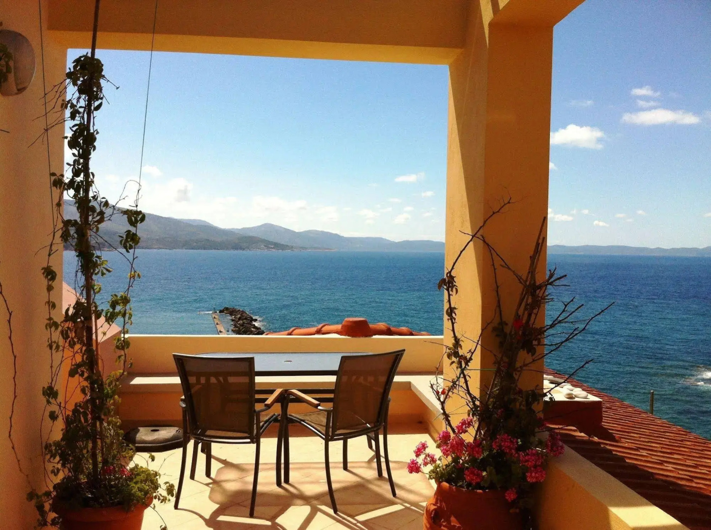 Volissos Holiday Homes