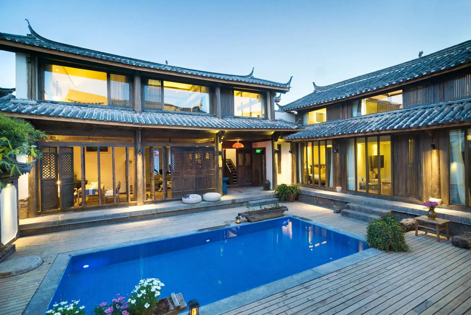 Lijiang Huifeng Hotel