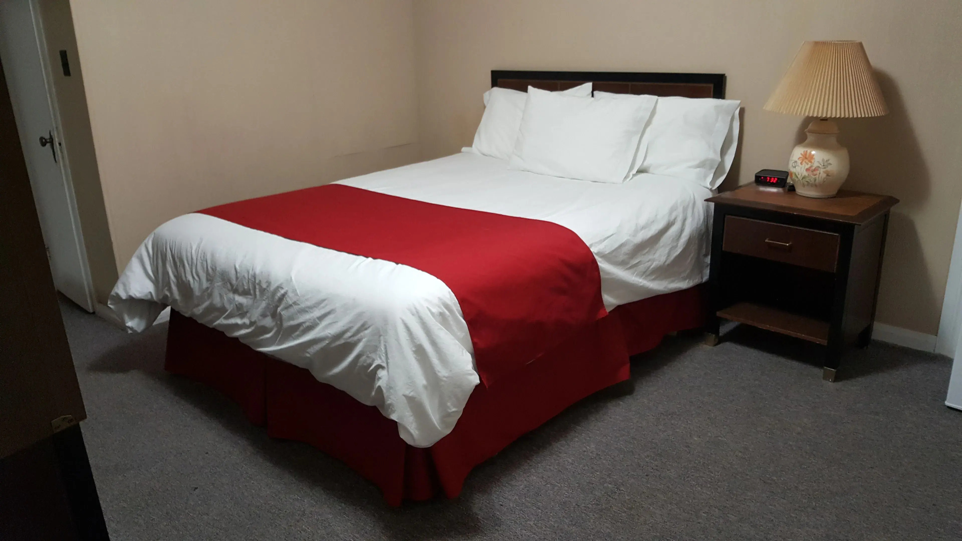Shamrock Motel