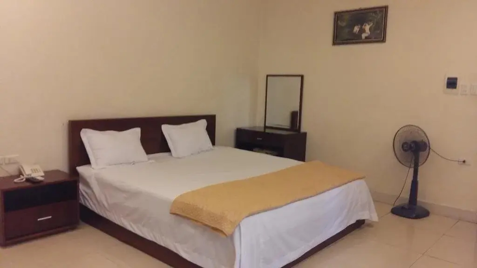 Ngoc Lan Hotel