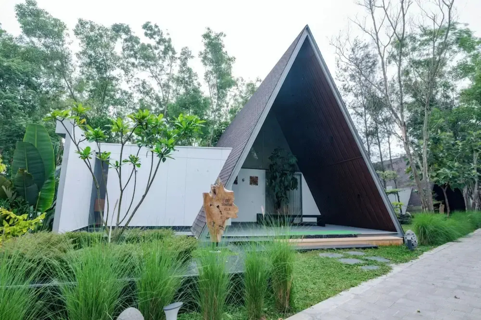 Sandesh Water Edge Kabini