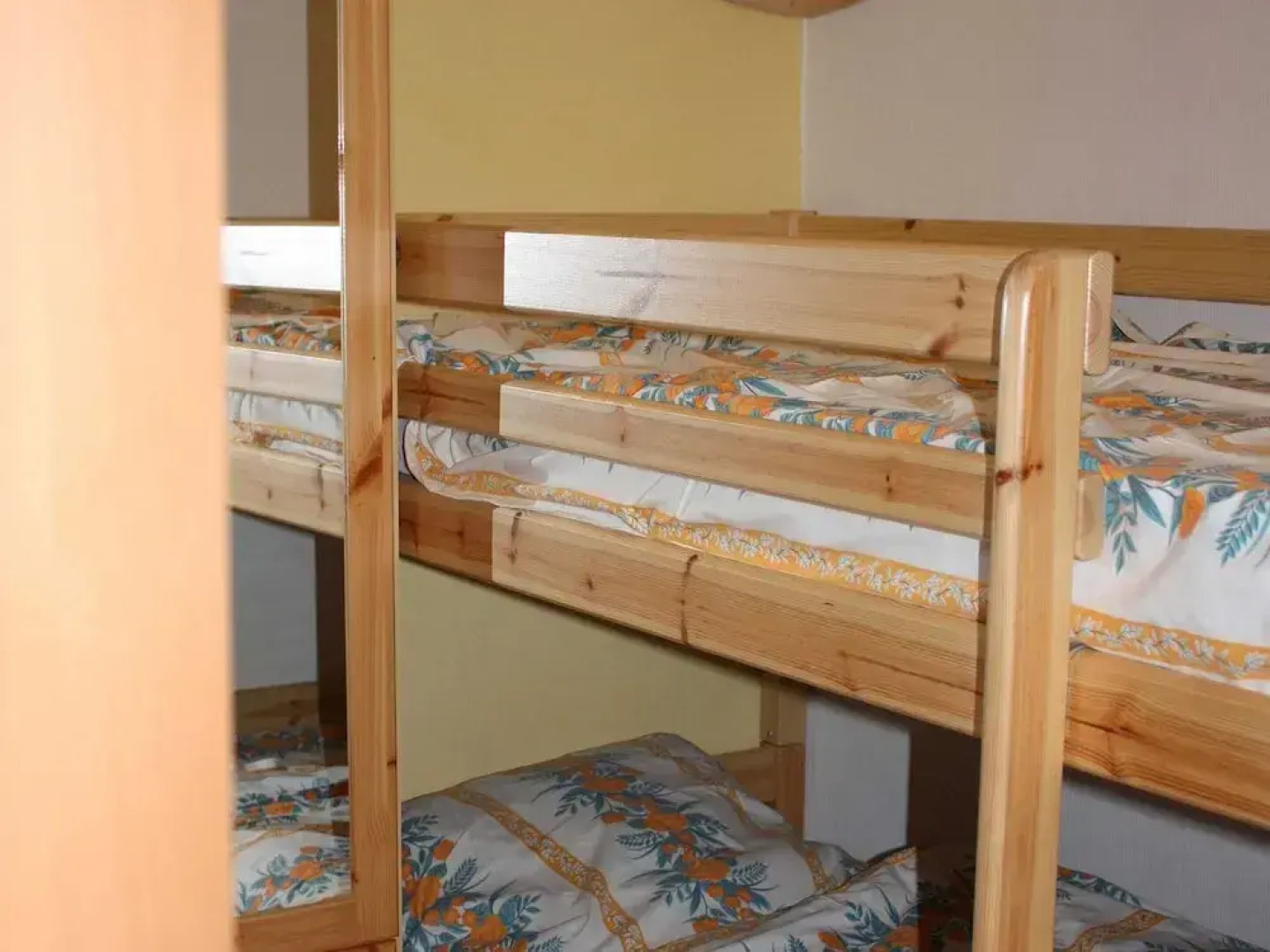 Holiday Farm Situated Next to the Kellerwald-edersee National Park With a Sunbathing Lawn