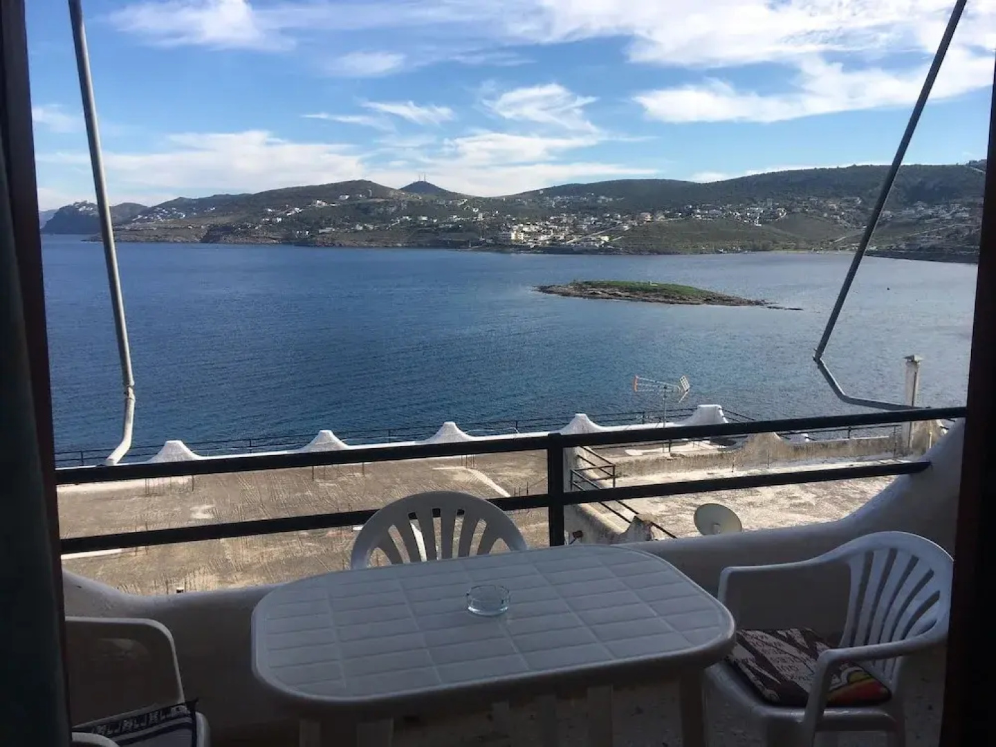 Daskalio Resort Adamis