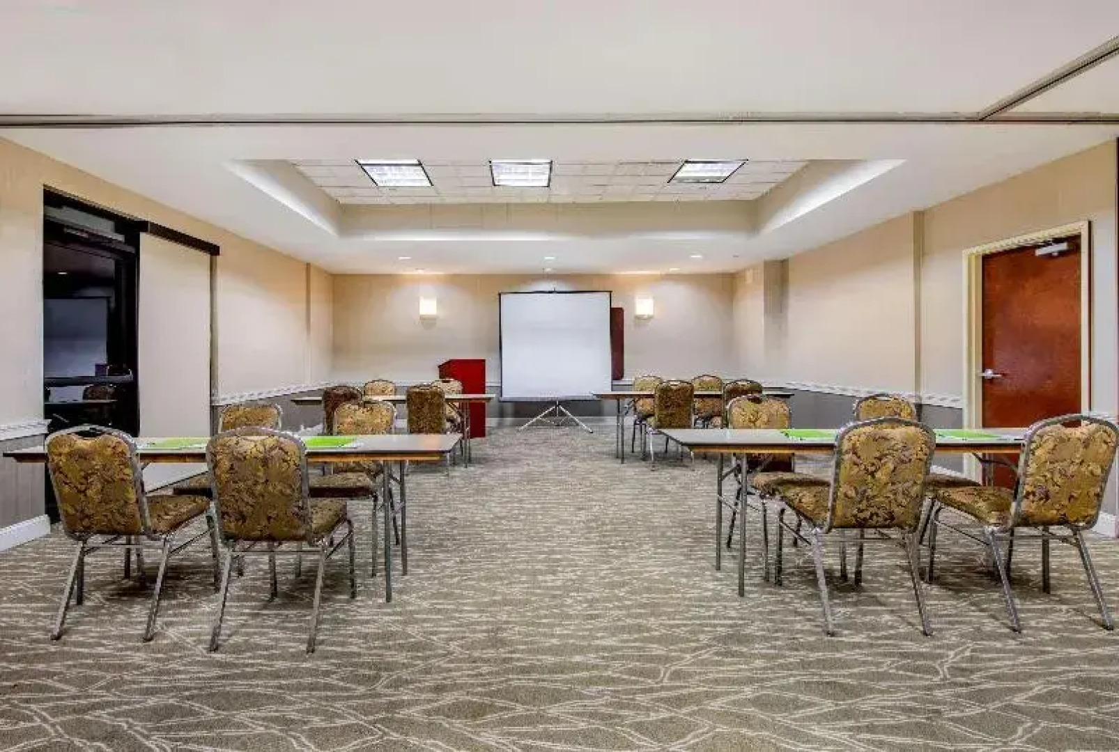 La Quinta Inn & Suites Newark - Elkton